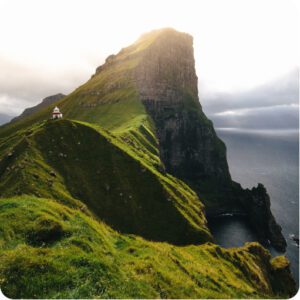 Hike to Kallur & The lighthouse
